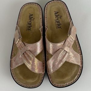 NWOT Blush ALEGRIA Leather Upper Sandals European size 37, US size 6.5
